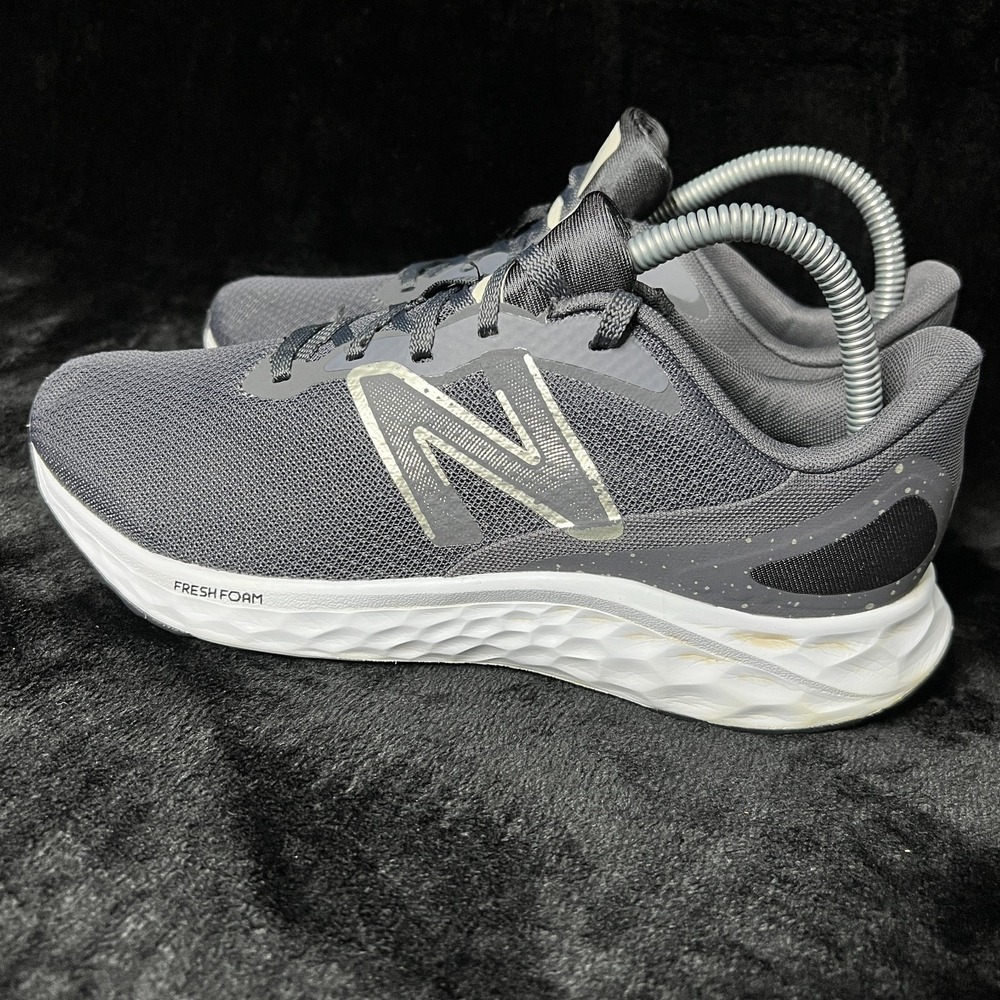 New Balance Fresh Foam Arishi v4 WARISCM4 Unisex M7/W8.5 D Running Shoes Magnet‎